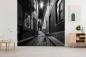 Preview: Fototapete Katz in einer Gasse in Portugal in Schwarz-Weiß