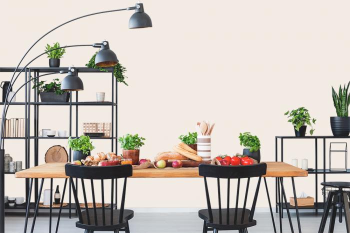 Einfarbige Tapete in Elfenbeinweiß