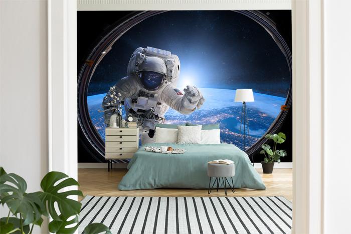 Fototapete Astronaut im Weltraum am Raumschiff