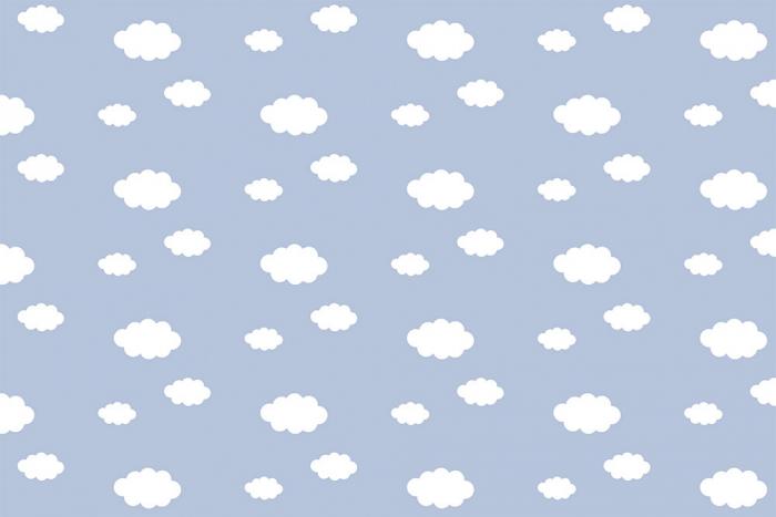 Kindertapete mit einem Wolkenmuster auf Blau