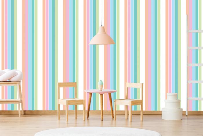 Gestreifte Fototapete in farbigen Pastelltönen für Ihr Kinderzimmer