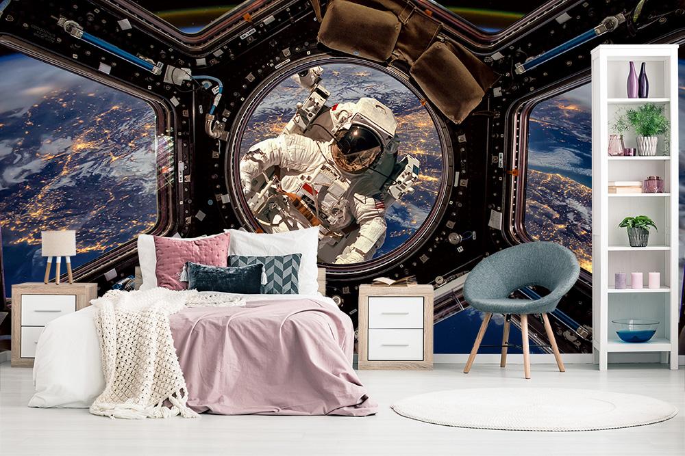 Fototapete Astronaut vor einer Raumstation