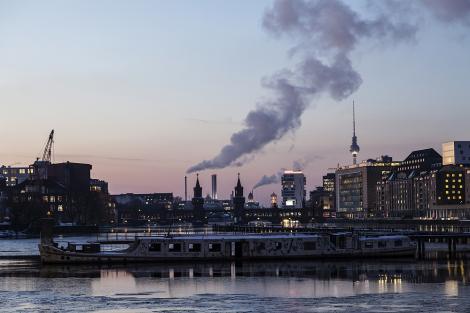 Fototapete Berlin Schiffswrack