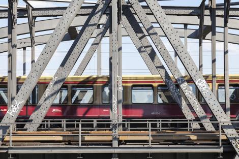 Fototapete S-Bahn-Brücke Berlin