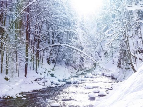 Fototapete Fluss im Winter