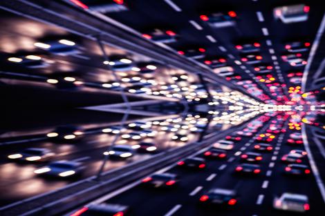 Fototapete abstrakte gespiegelte Autobahn