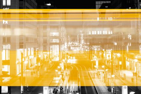 Fototapete Fotocollage mit einer U-Bahn und der Friedrichstraße von Berlin