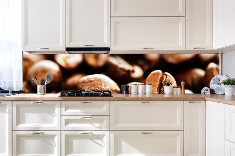 Küchenrückwand Kaffeebohnen als Hintergrund